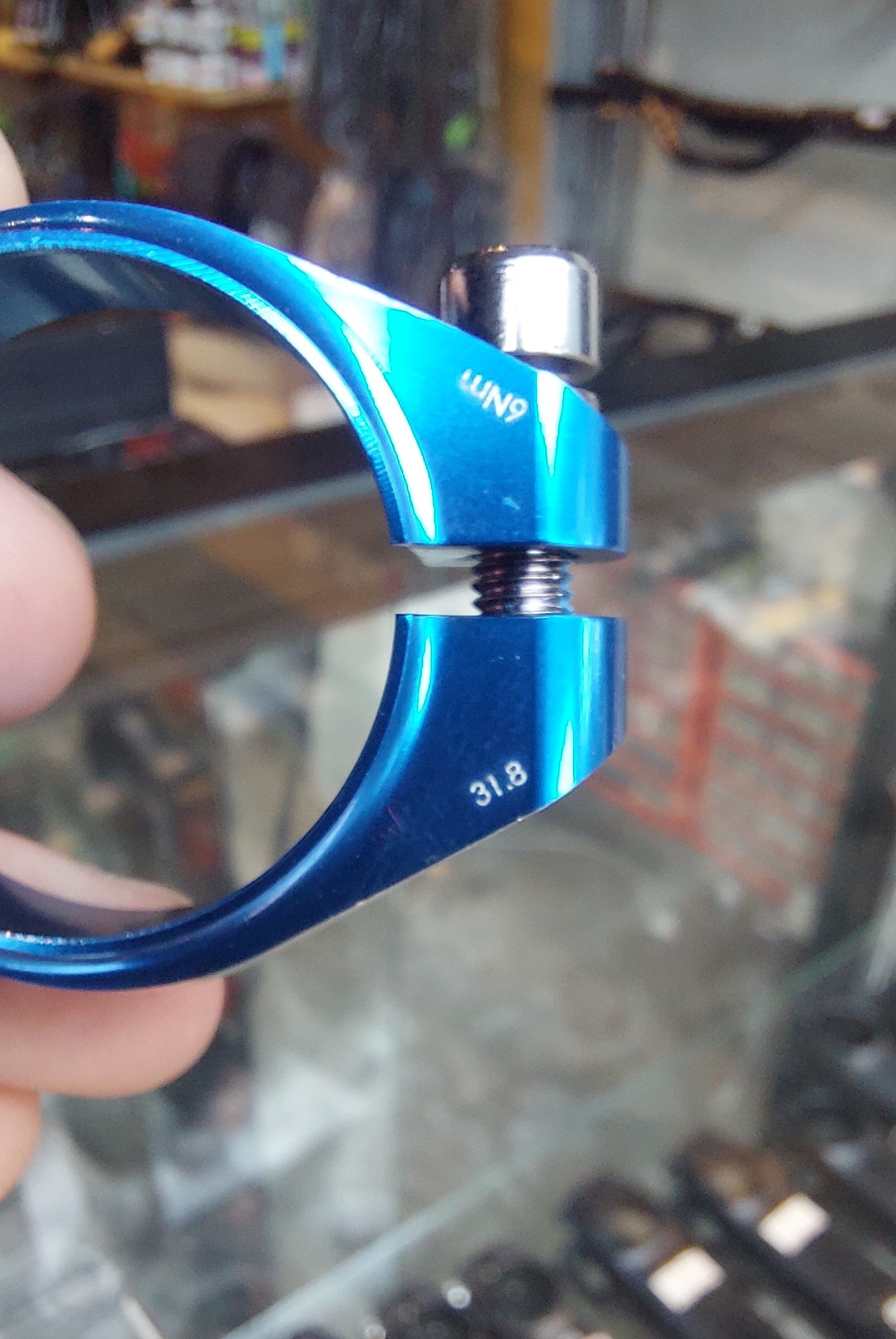 Funn, Frodon Seat Clamp 31.8mm - Available in Blue & Orange