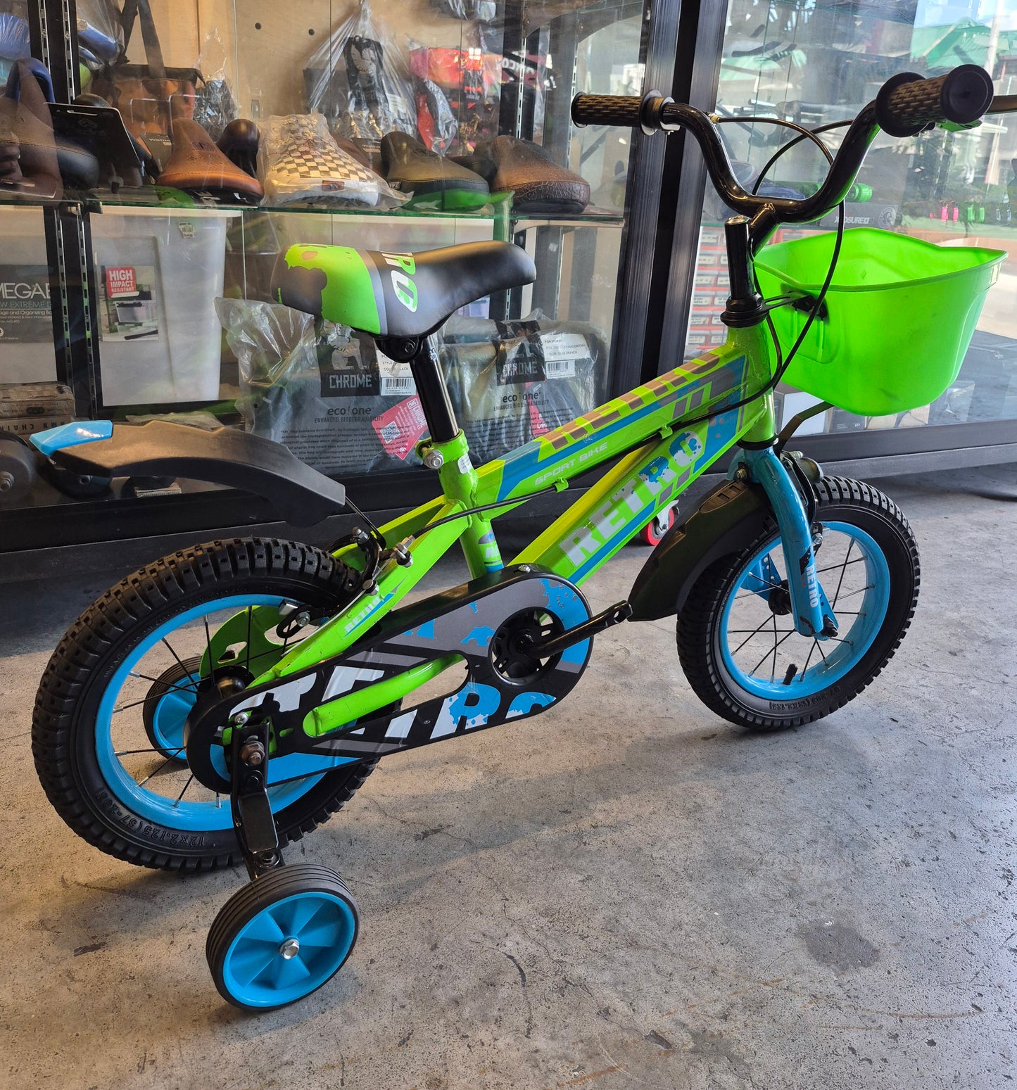 Bike 12 Retro (available in various colors)