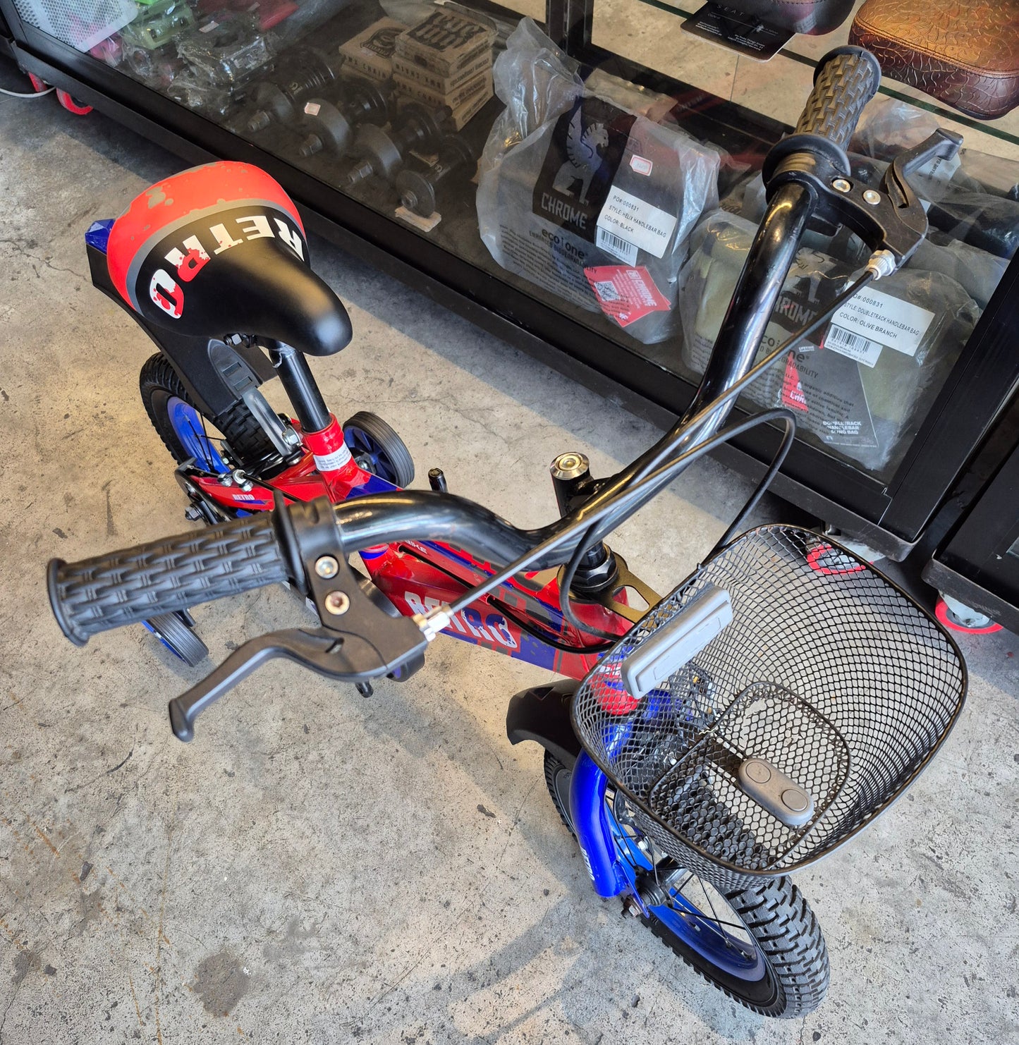 Bike 12 Retro (available in various colors)