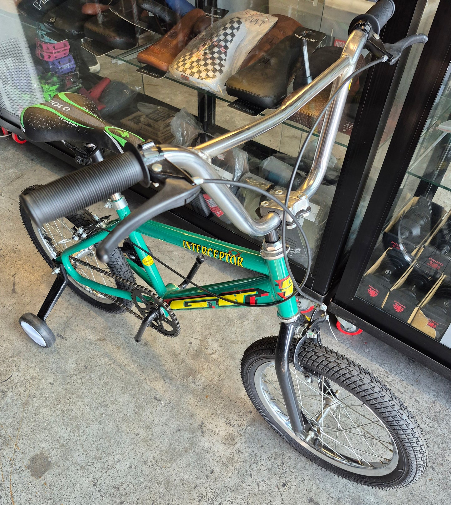 Bike 16 Interceptor (suitable for kids aged 4–5 years old)