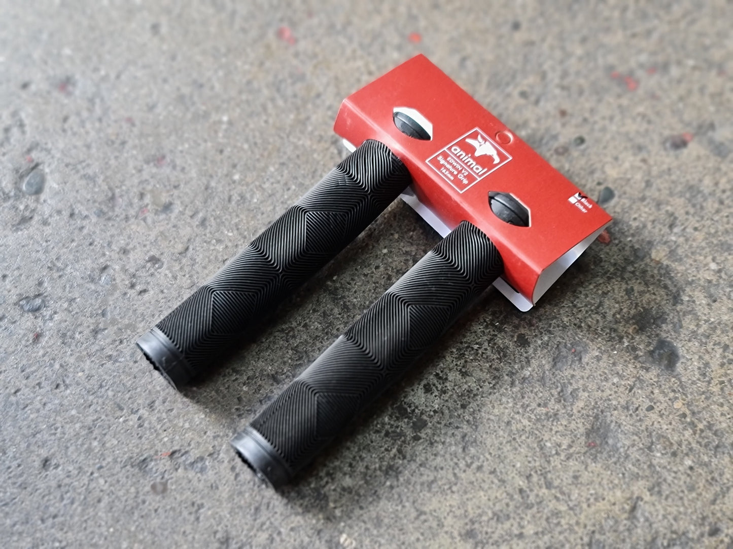Animal Edwin V2 Grips