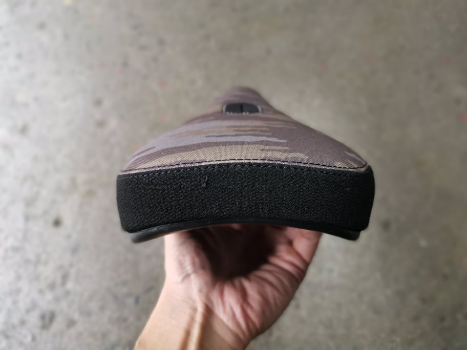 Enemy Components, Camo Pivotal Seat