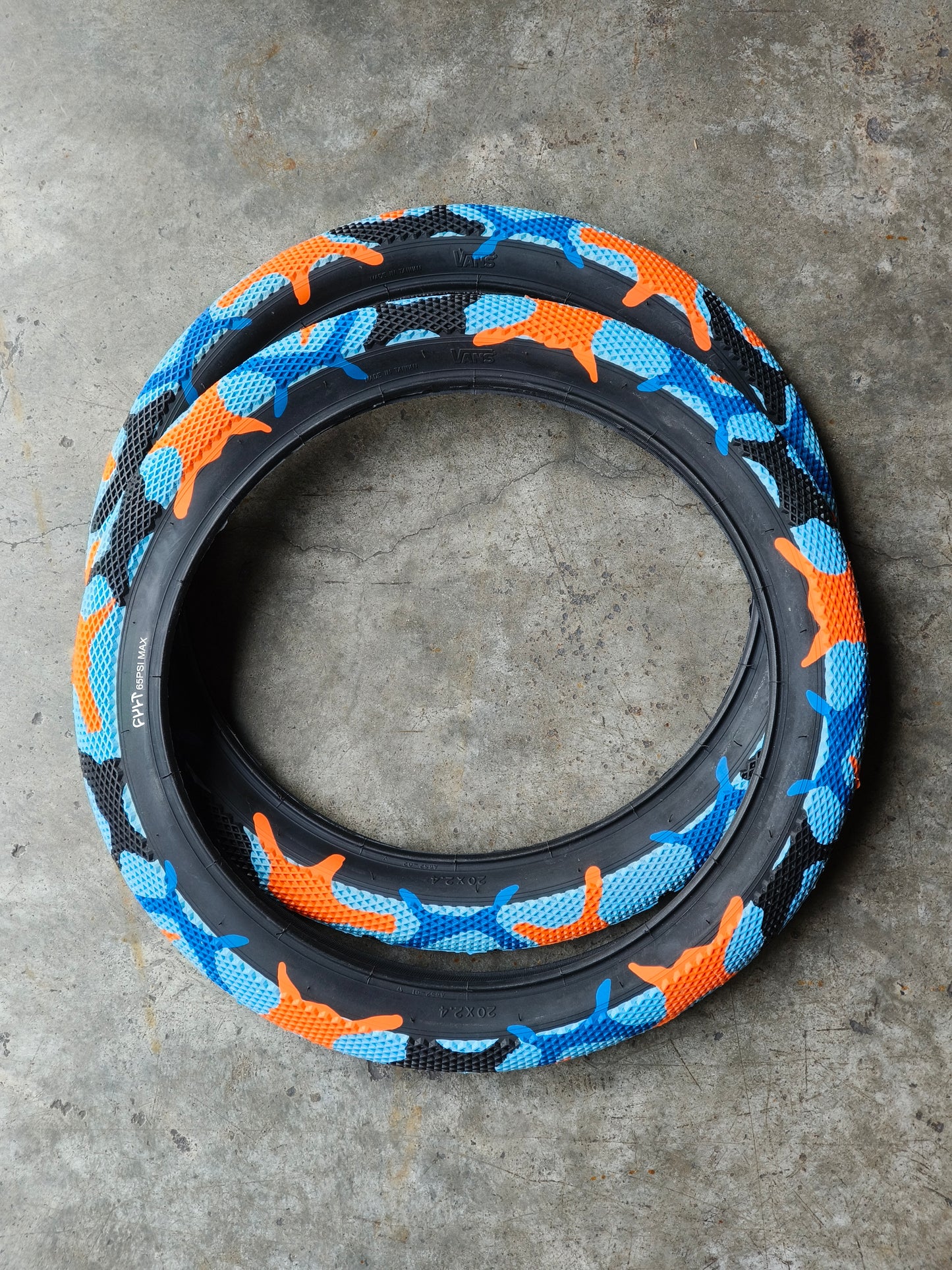 Cult x Vans BMX Tire 20 x 2.40" Camo Blue Orange sold by pair