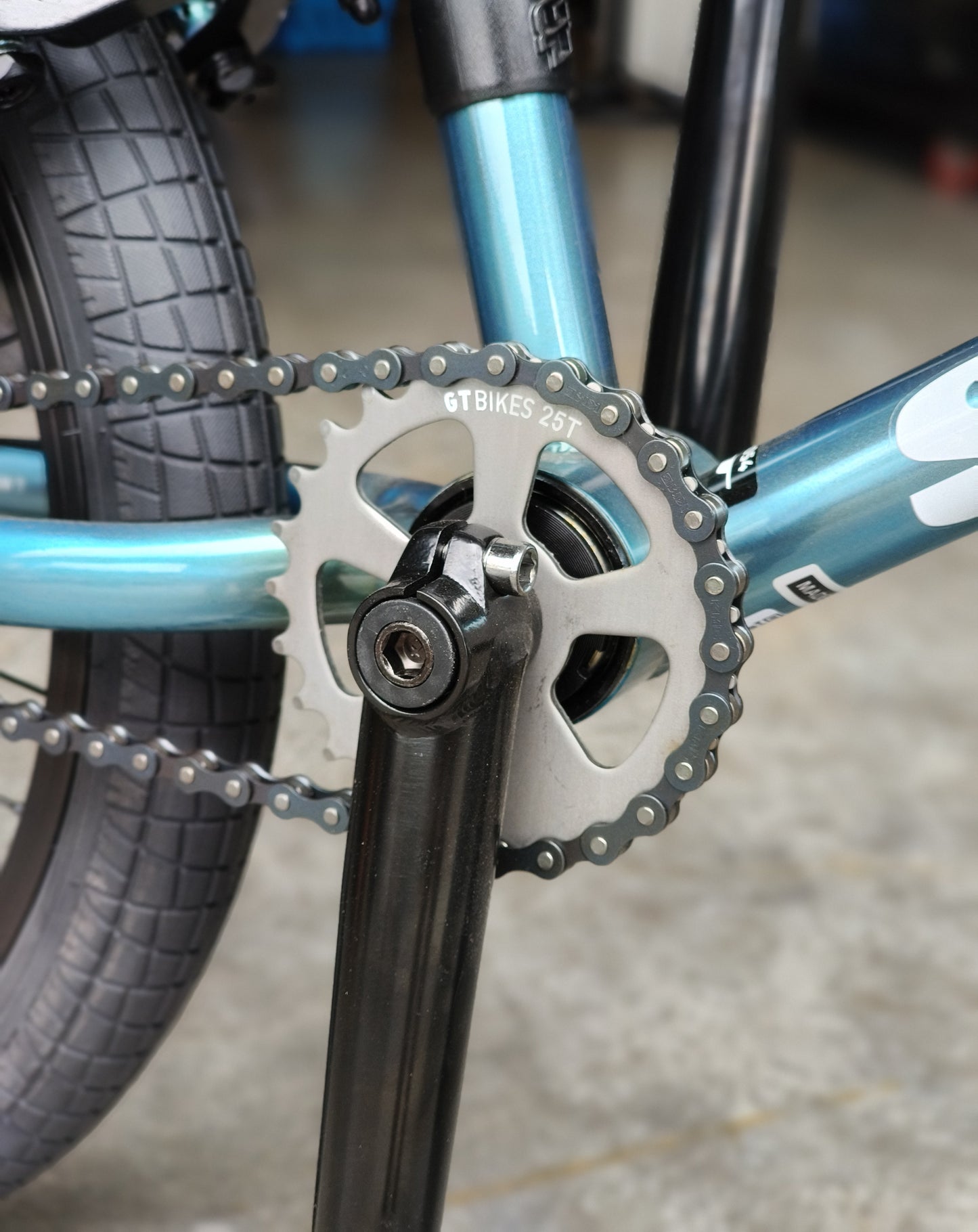 GT Bicycle Slammer BMX Bike Mint color Gyro Brake Setup