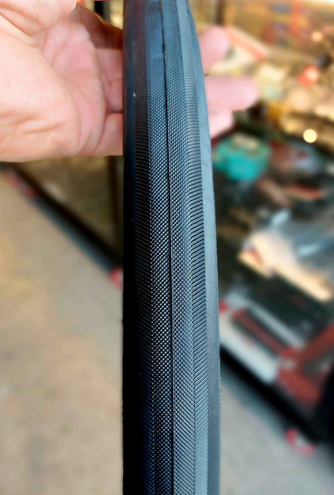Tire 700 x 25C & 28C Mini Shark (Wire On) - Chaoyang