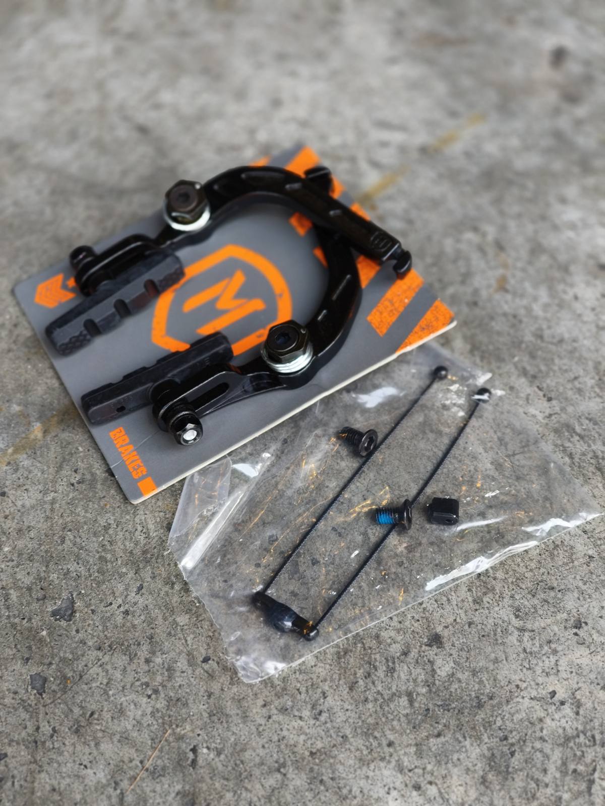 Mission BMX, Cease UBrake