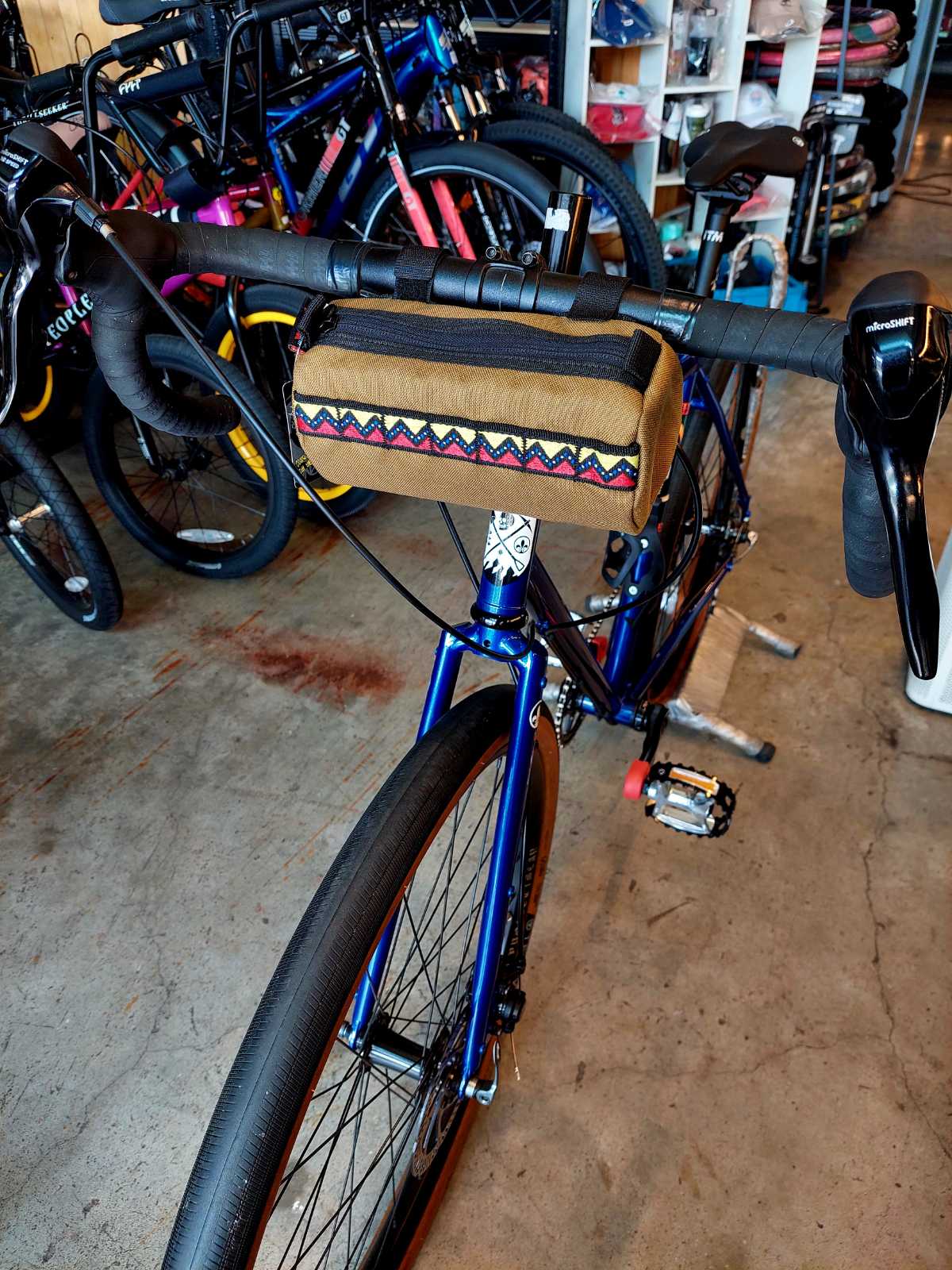 Handle Bar Bag - Passe x Conquer (available in 2 colors)