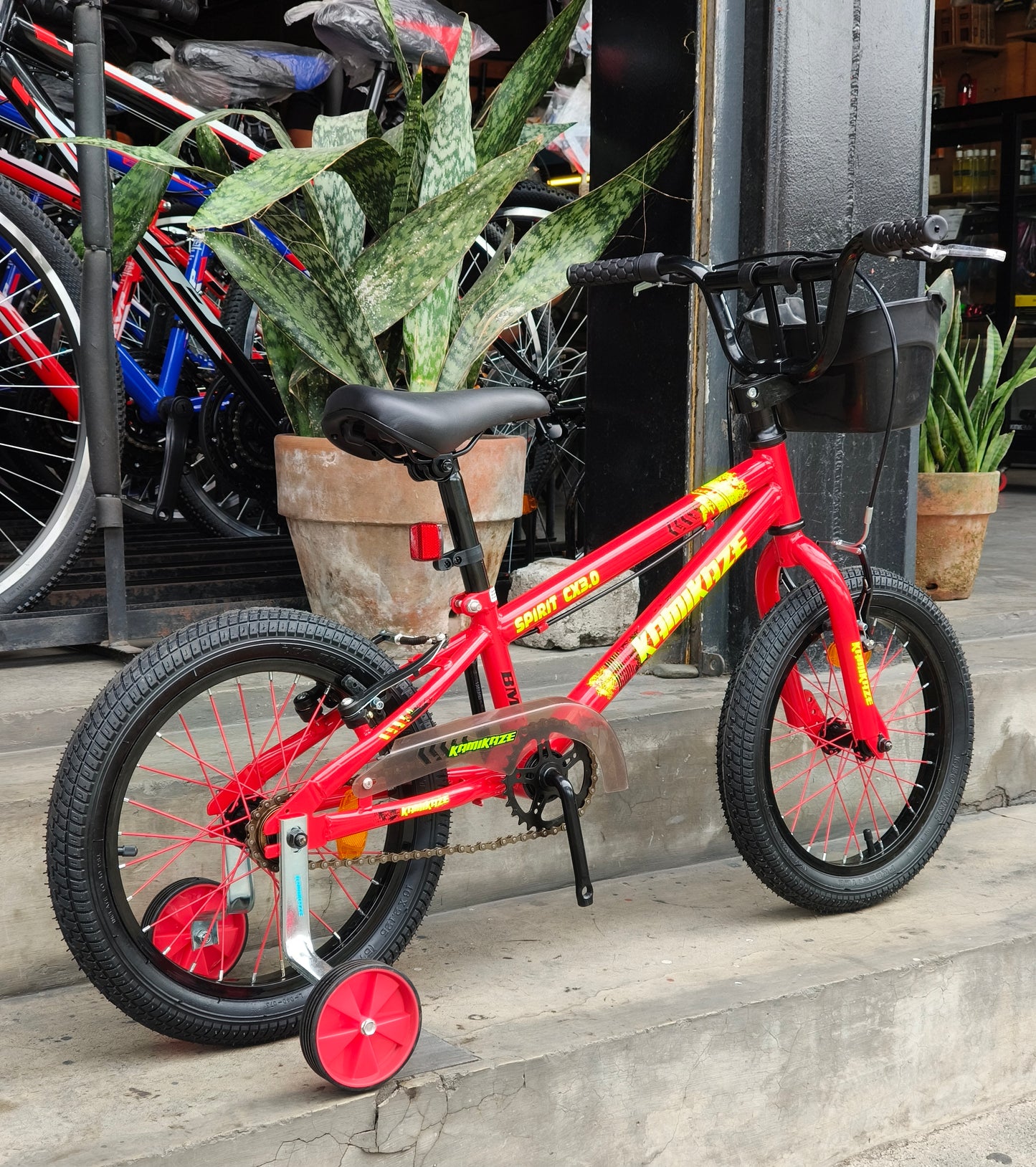 Bike 16 Kamikaze (suitable for kids aged 4–5 years old) Red