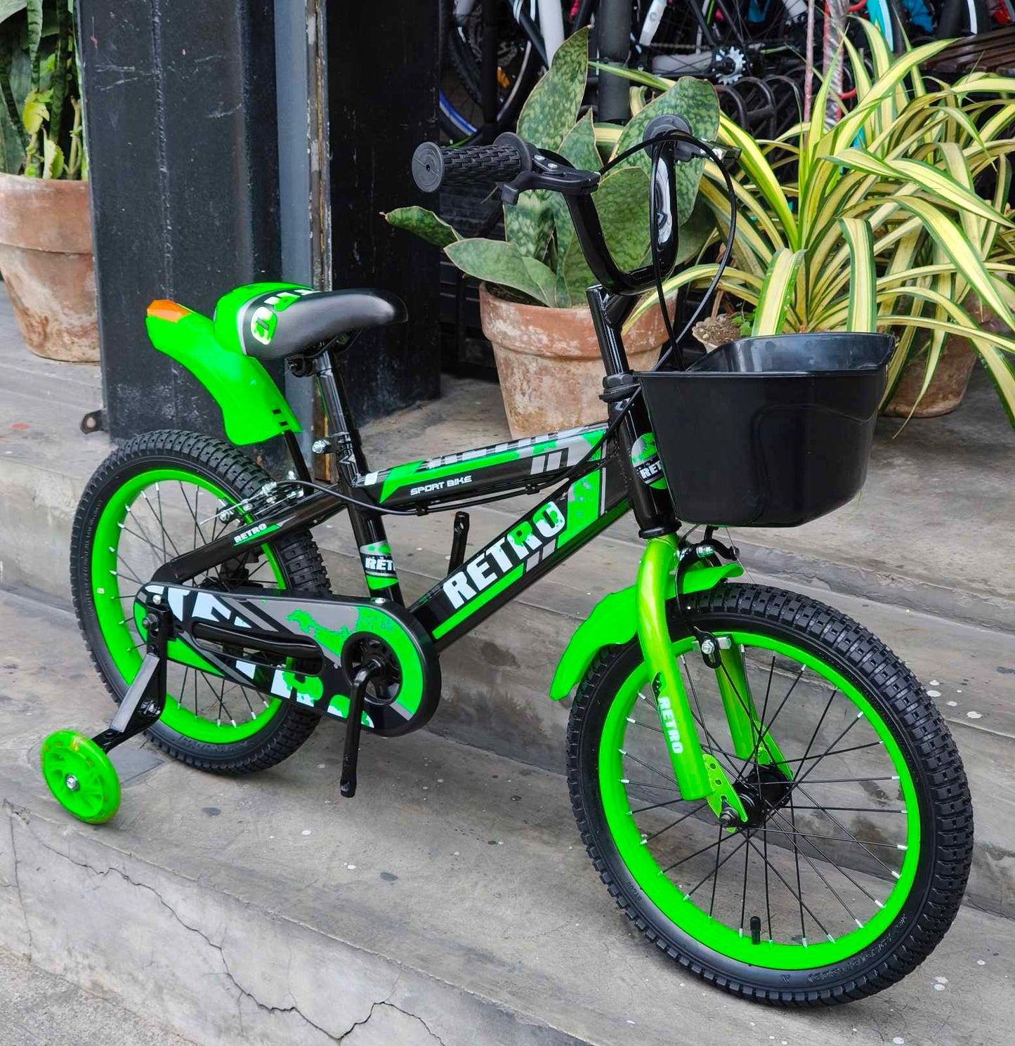 Bike 16 Retro (suitable for kids aged 4–5 years old)