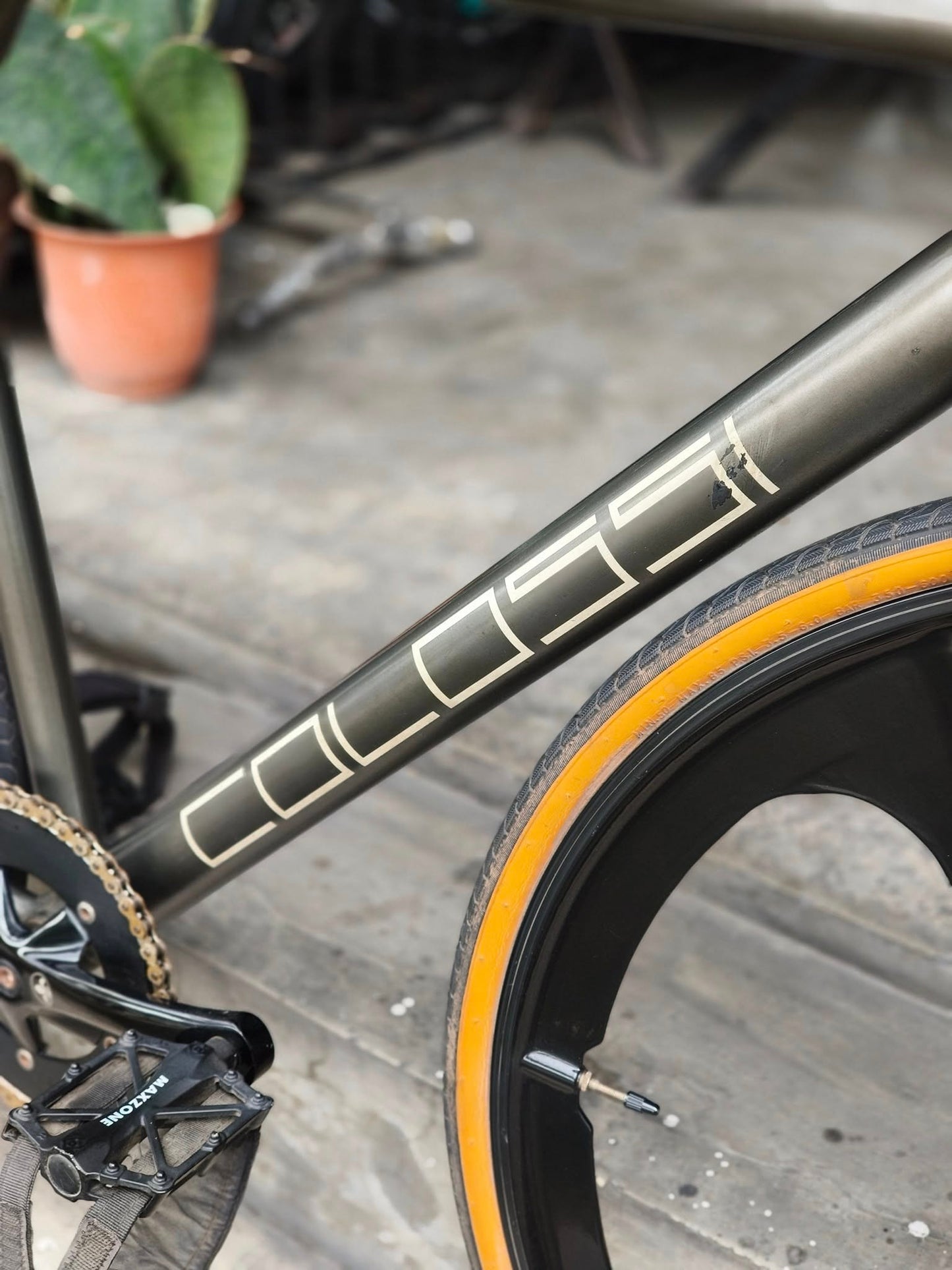 Colossi Triple Triangle Custom Built Bike (Preowned)