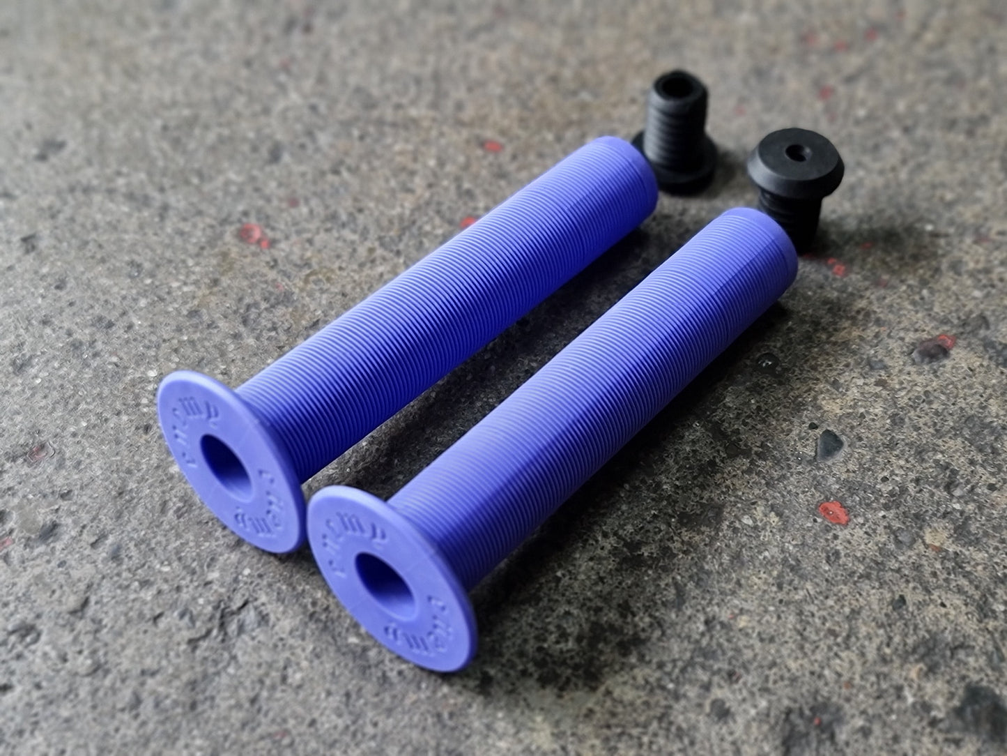 Enemy Components, Team Handle Grips