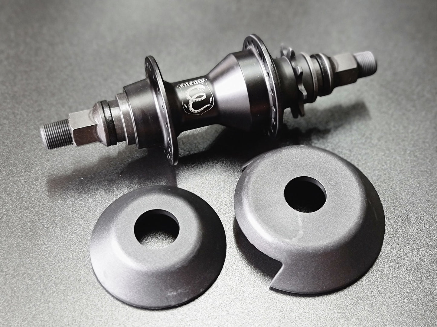 Enemy Components, Sonic Cassette Hub