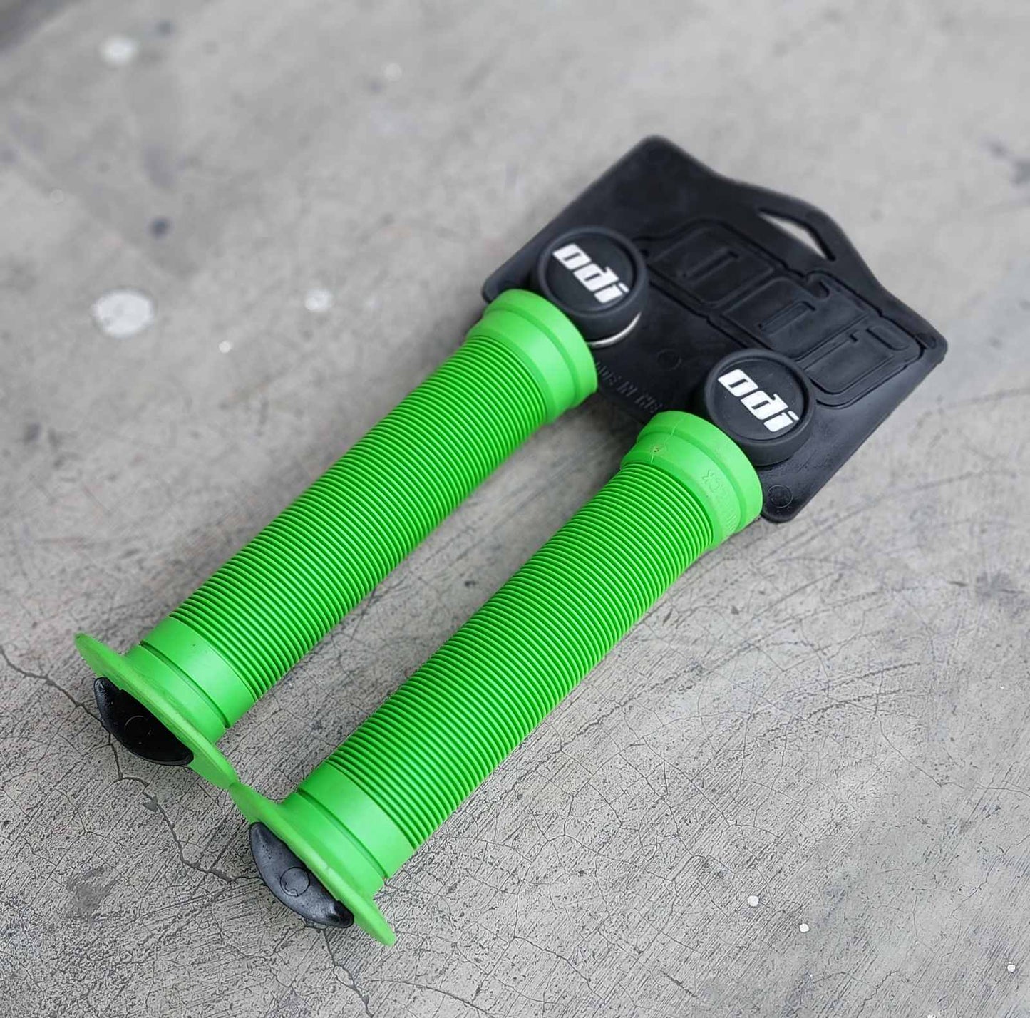 Odi Ribbed Grips