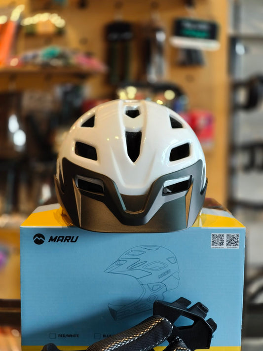 Kids Helmet Maru, Full face - Black White