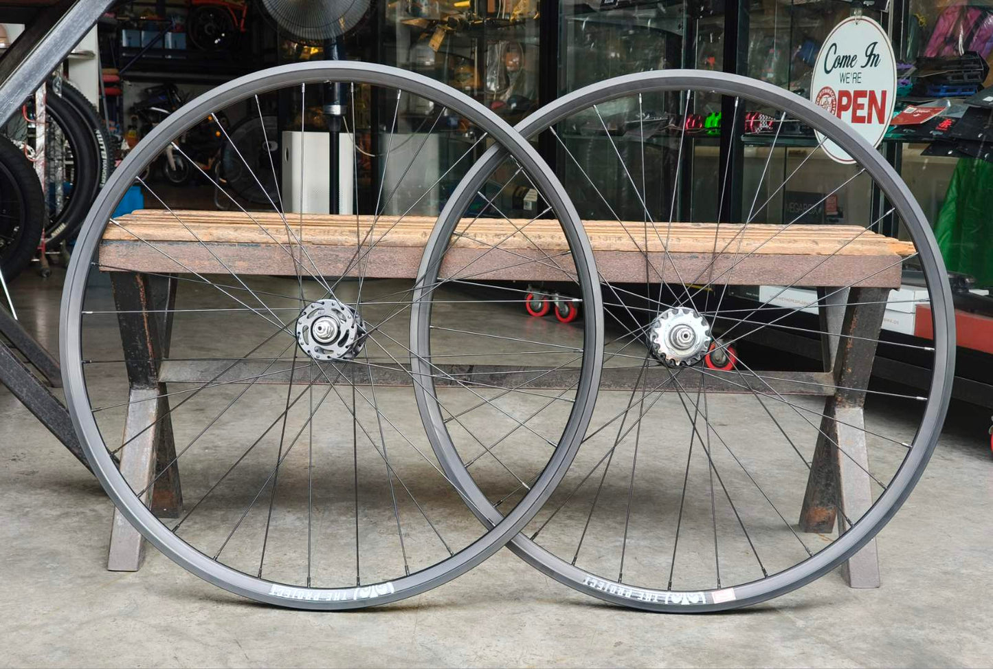 Wheel set, The Project 700C, 32H