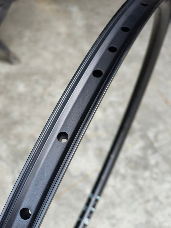 Veloci, Rollciii GRA23 Rim Aluminum -32 holes, Black (sold by pair)