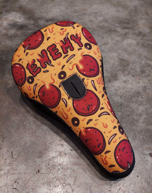 Enemy Components, Slice Pivotal Seat