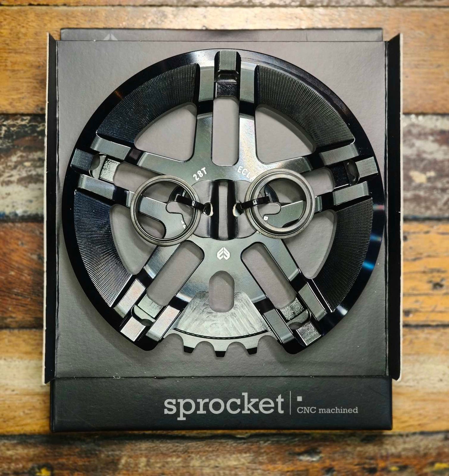 ÉCLAT ABYSS GUARD SPROCKET 28T – BLACK