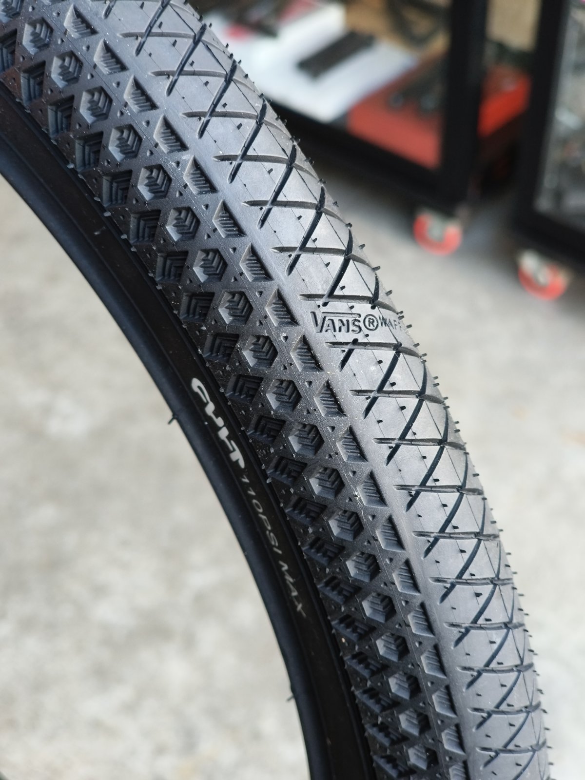 Cult x Vans Wafflecup Tire 20 x 2.4" (sold by pair)