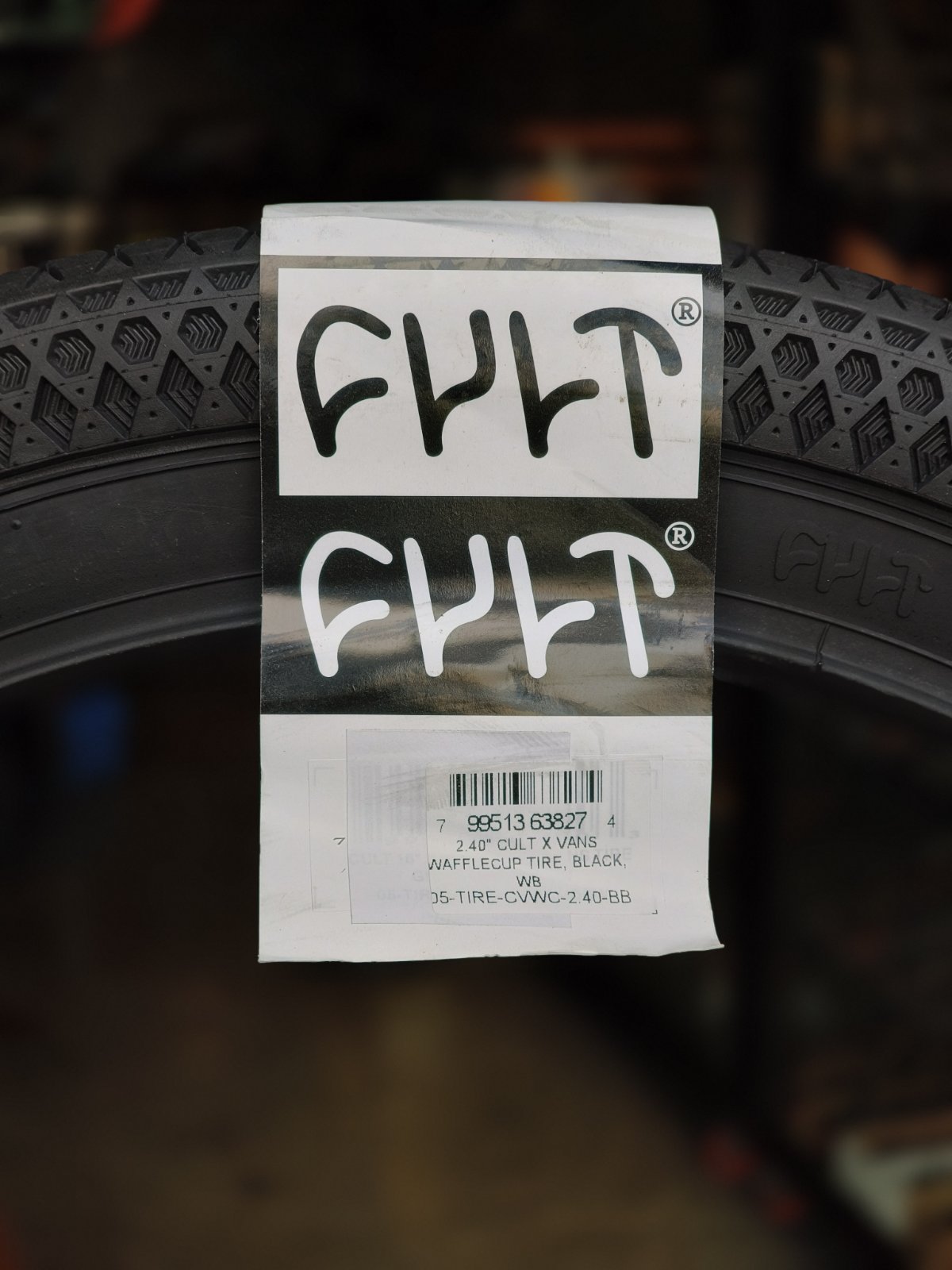 Cult x Vans Wafflecup Tire 20 x 2.4" (sold by pair)