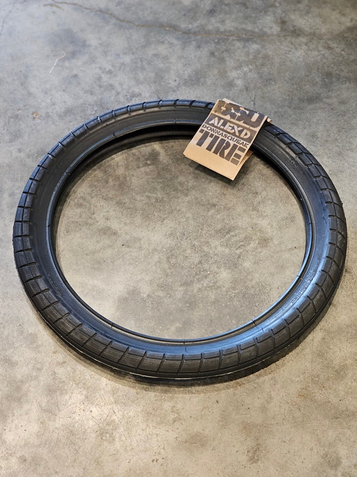 BSD Donnasqueak BMX Tire 20 x 2.40"