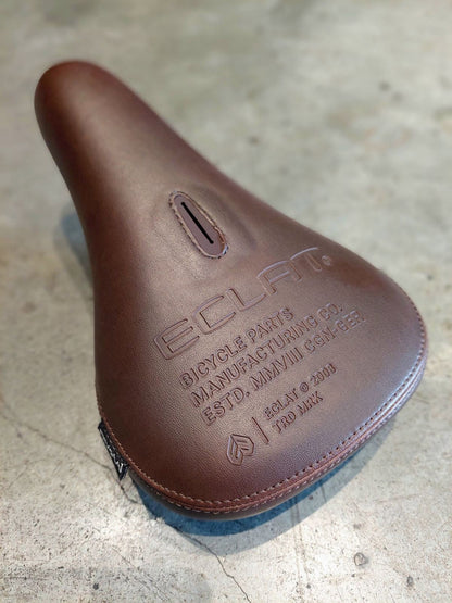 ÉCLAT BIOS PIVOTAL SEAT – BROWN
