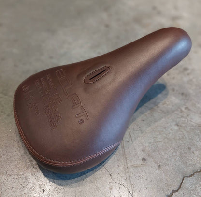 ÉCLAT BIOS PIVOTAL SEAT – BROWN