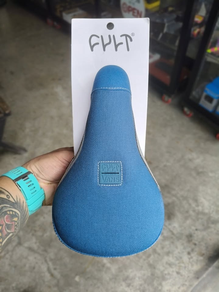 Cult X Vans Old Skool Pro Padded Pivotal Seat  Blue & Black
