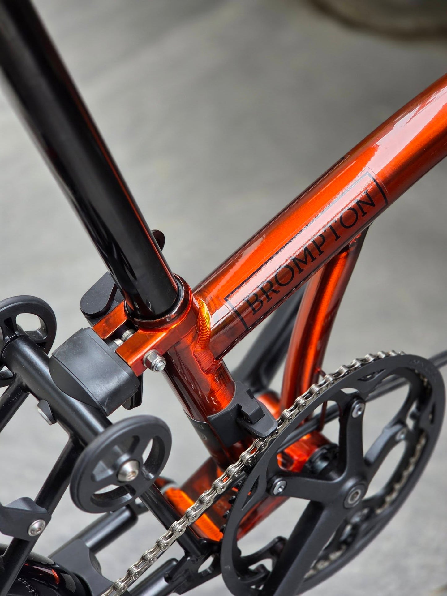 PREOWNED BROMPTON P LINE URBAN 2024 – FLAME LACQUER