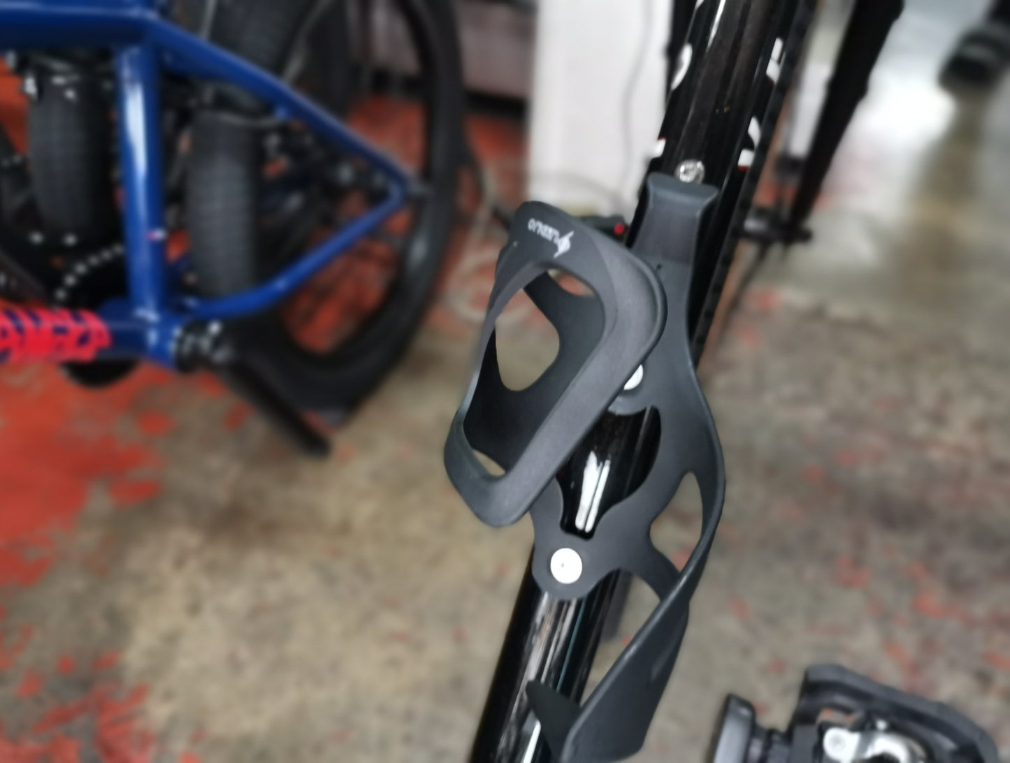 Bottle Cage/ Holder - Origin 8