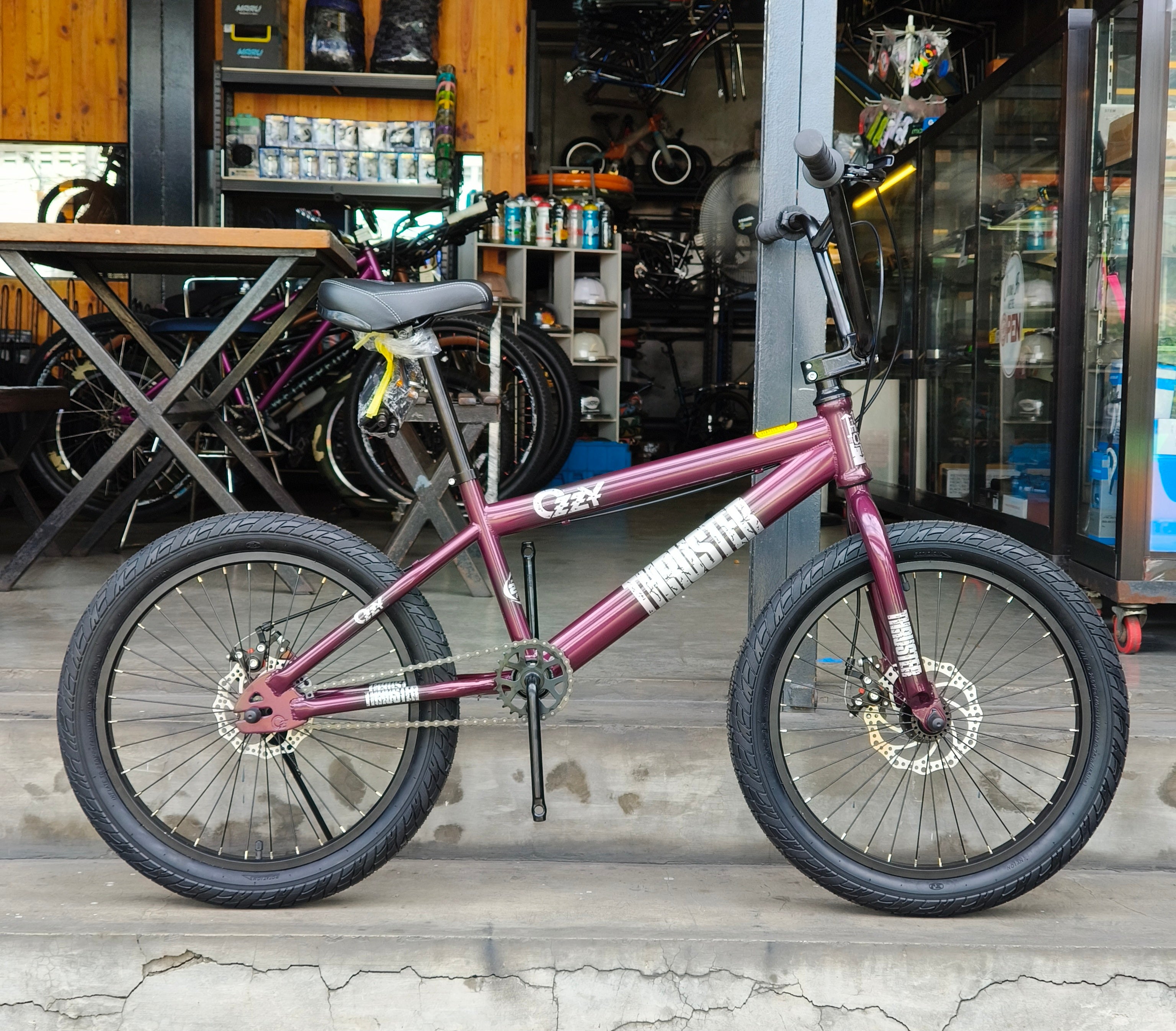 BMX　 20インチ Z- Bike 20 Ozzy Thruster Raspberry – BMX Cycle Center