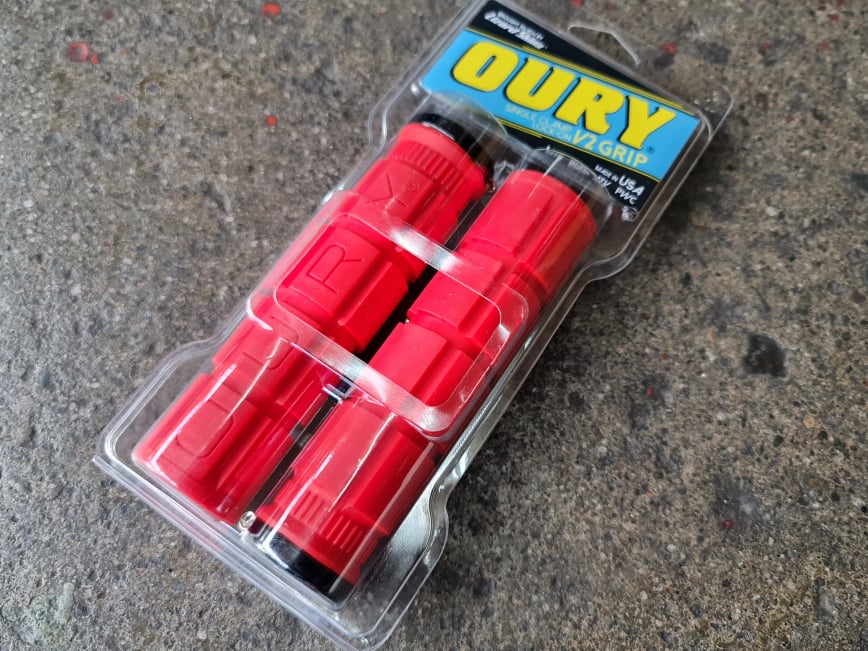 Oury Single Clamp Lock On Grips