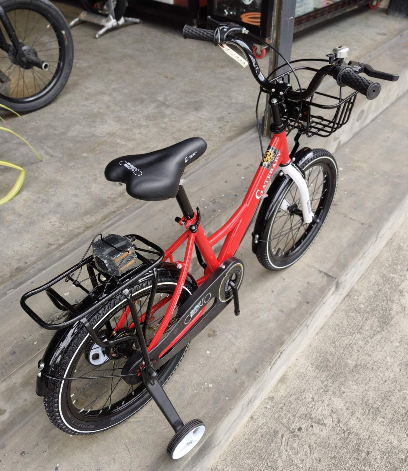 Bike 18 Gatebaby (suitable for kids aged 5–6 years old)