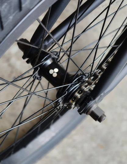 Flybikes - Bike 20 Neutron (Flat Black)