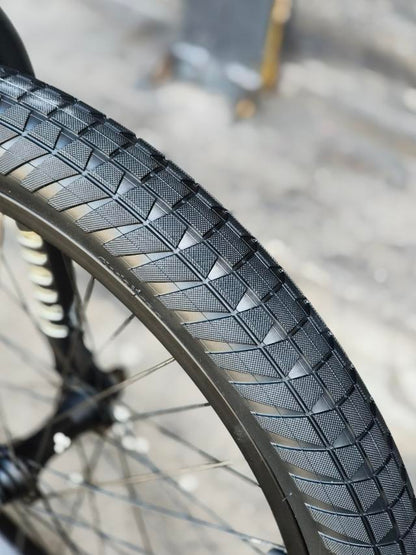 Flybikes - Bike 20 Neutron (20.75" TT)