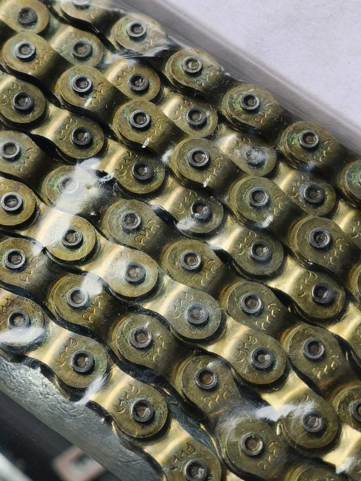 Cult, Halflink Chain Gold 1/2 x 1/8"