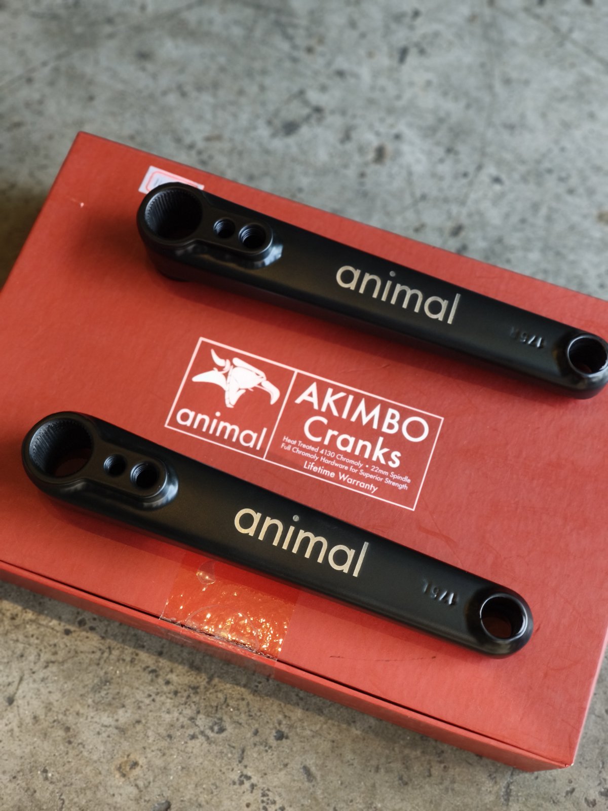 Animal Bikes, Akimbo Cranks - 175mm