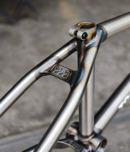 CULT 2 SHORT IC2 FRAME , Matte Clear Raw , Brakeless , 20.5" TT
