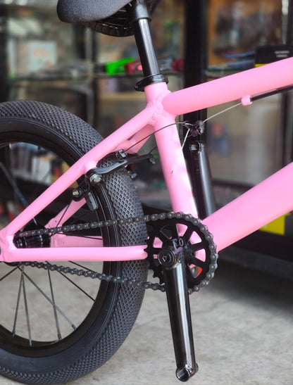 CULT JUVI 18" – MATTE PINK