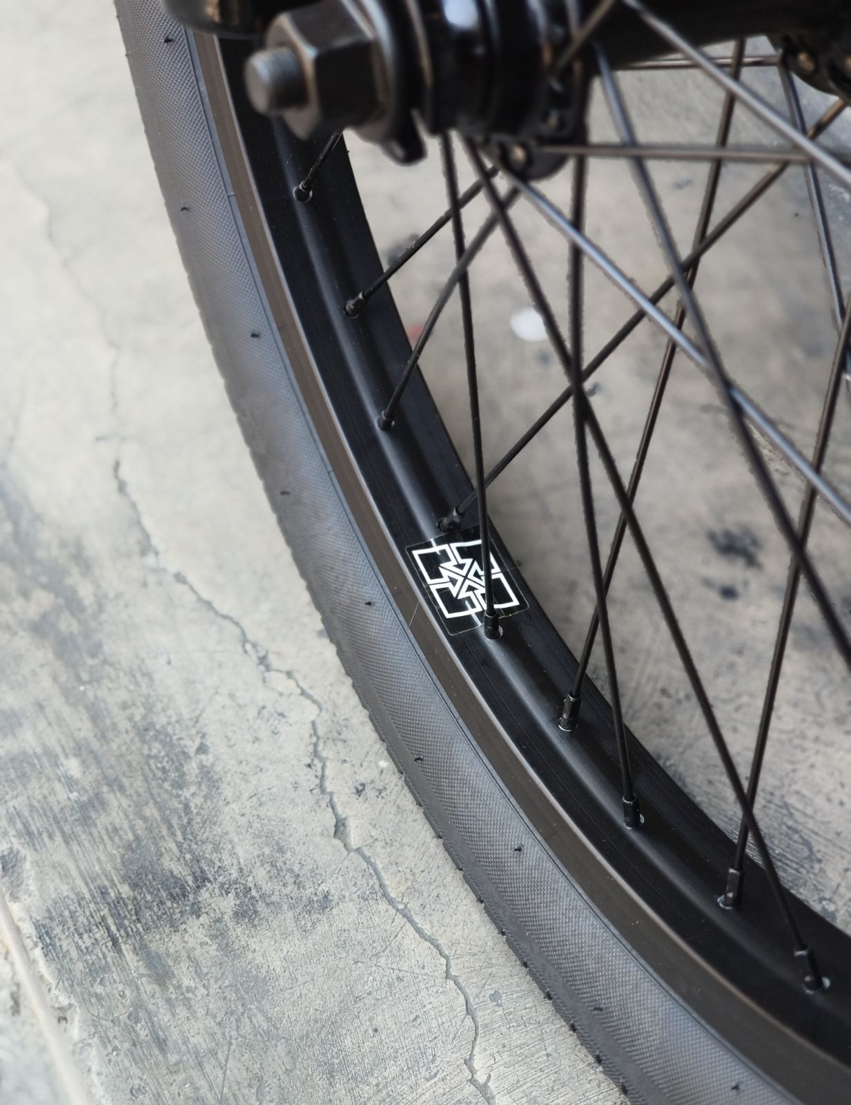 FIT BIKE CO. SERIES ONE – GLOSS CREAM