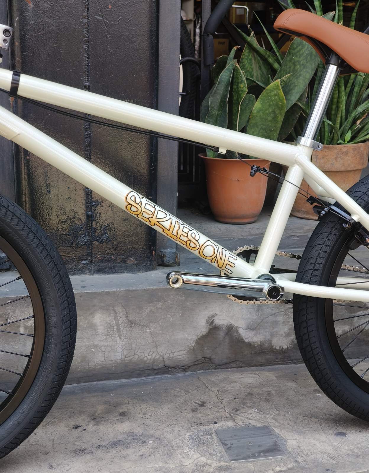 FIT BIKE CO. SERIES ONE – GLOSS CREAM