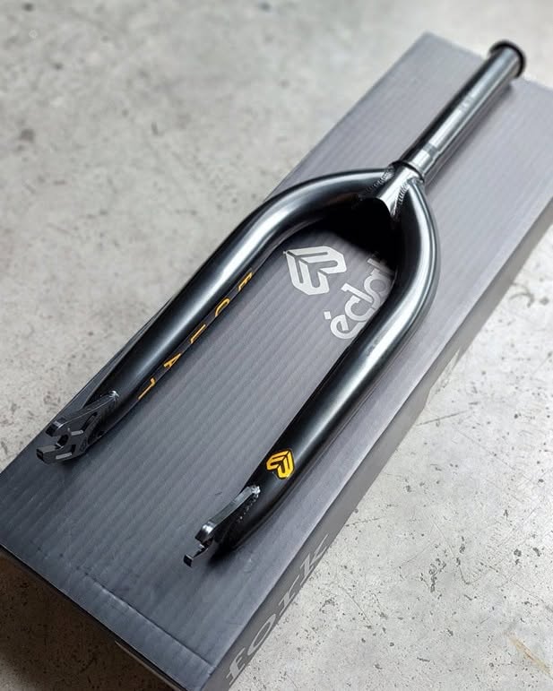 ÉCLAT STORM XLT FORK – 24MM OFFSET