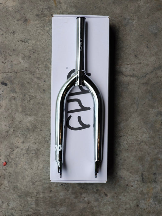 Cult - Investment Cast Sect V4, Size 20 (28mm offset) CHROME