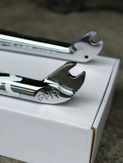 Cult - Investment Cast Sect V4, Size 20 (28mm offset) CHROME