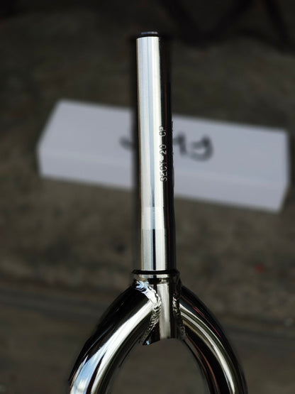 Cult - Investment Cast Sect V4, Size 20 (28mm offset) CHROME
