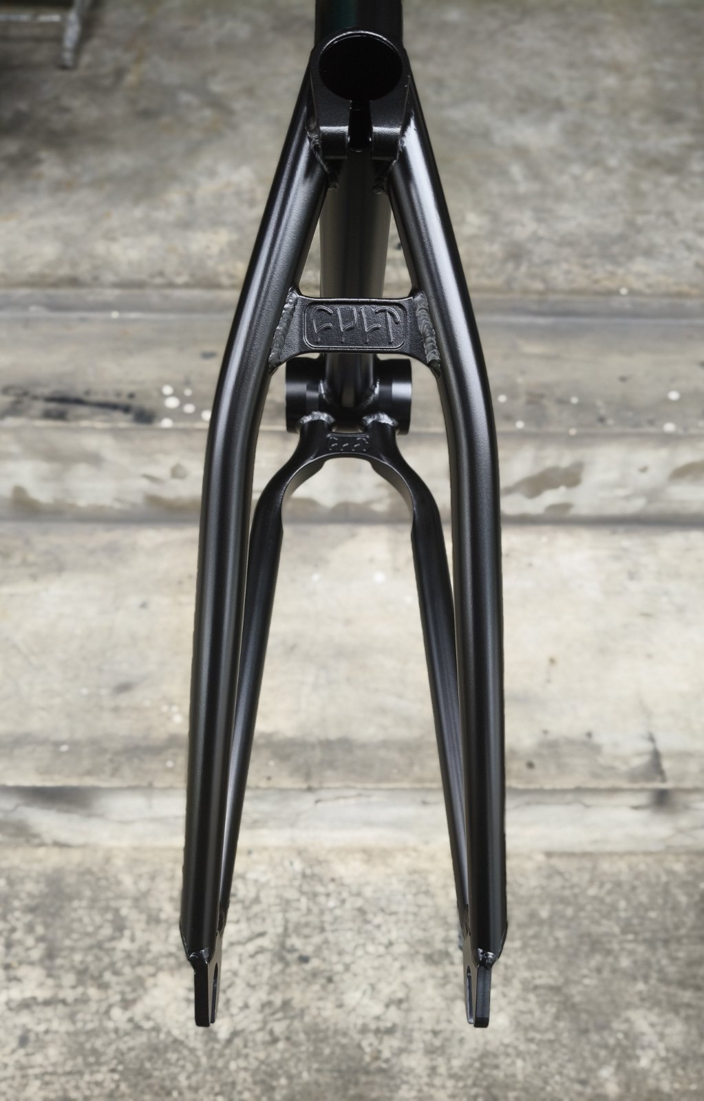 Cult, 2 Short IC2 Frame 20.5"