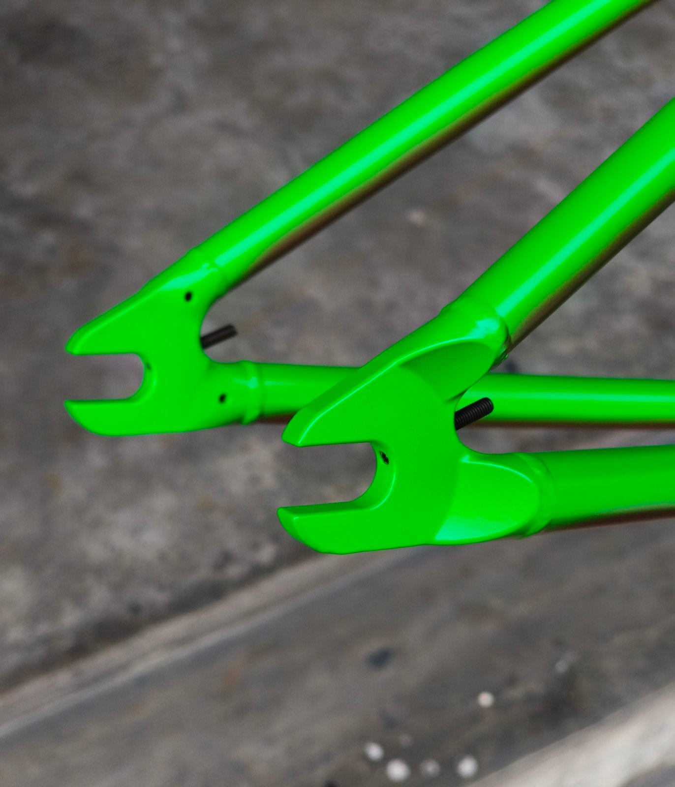 CULT BIGGIE FRAME – Alex Kennedy Signature 20.75"