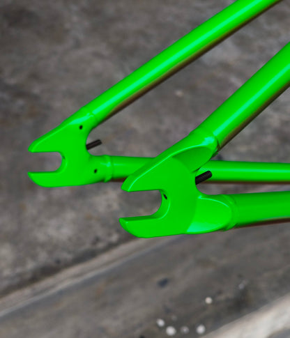 CULT BIGGIE FRAME – Alex Kennedy Signature 20.75"
