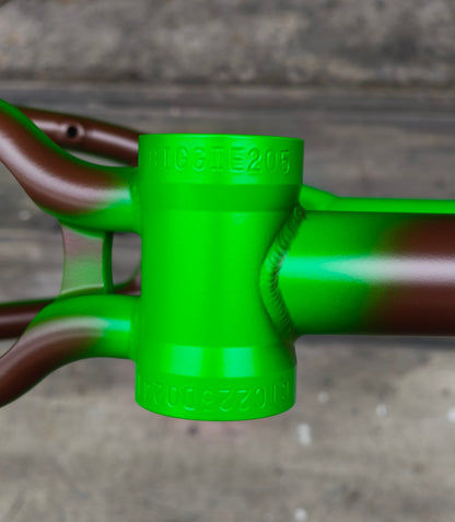 Cult, Alex Kennedy "Biggie" 20.5 Frame