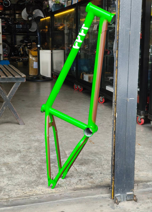 Cult, Alex Kennedy "Biggie" 20.5 Frame